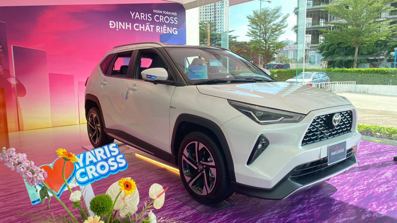 Toyota Yaris Cross HEV 2023 anh 2