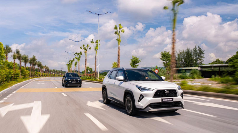 Toyota Yaris Cross 2023 ra mắt ảnh 1