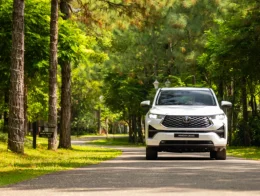 Toyota Innova Cross 2.0G