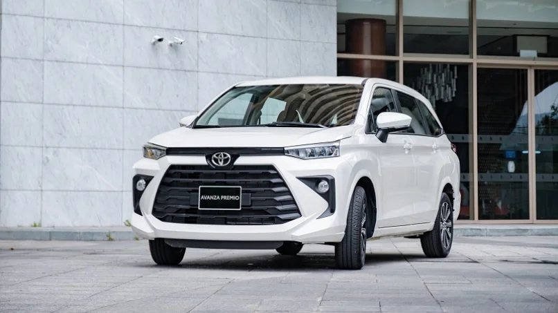 noi-that-7-cho-rong-rai-tren-xe-toyota-avanza-moi-nhat