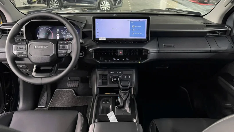 noi-that-xe-ban-tai-hilux-2026-sang-trong-nhu-suv