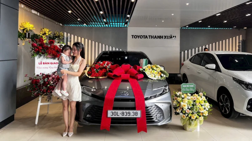 bang-gia-lan-banh-xe-toyota-corolla-altis-tai-quan-dong-da-ha-noi1