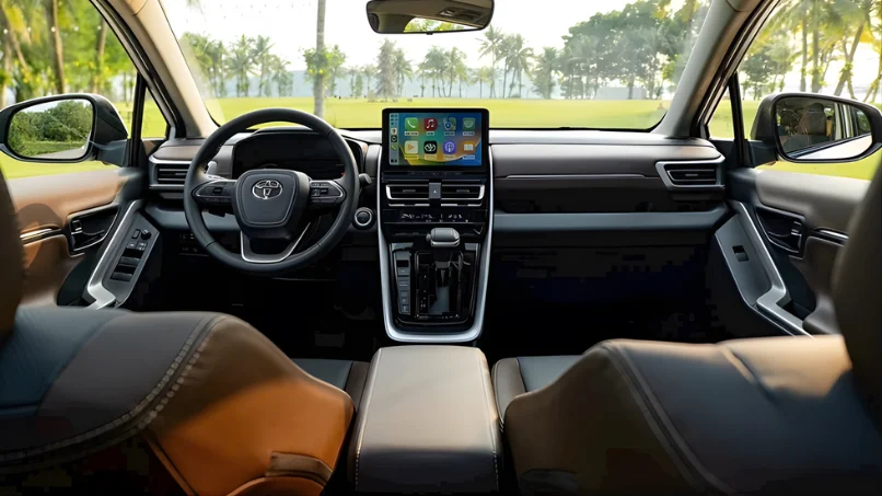 toyota-innova-2026-hybrid-mau-trang-tai-toyota-thanh-xuan-ha-noi 1