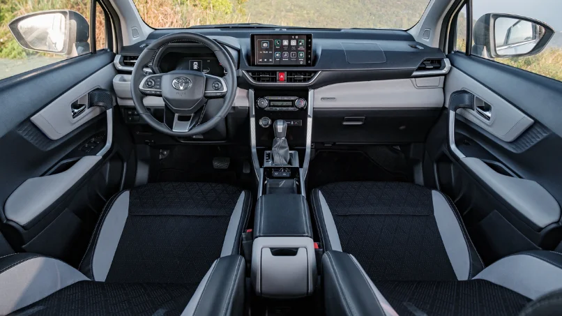 gia-xe-toyota-veloz-2026-lan-banh-tai-toyota-thanh-xuan 1