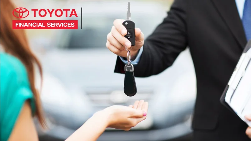 Thu tuc mua xe Fortuner tra gop nhanh gon tai Toyota Thanh Xuan