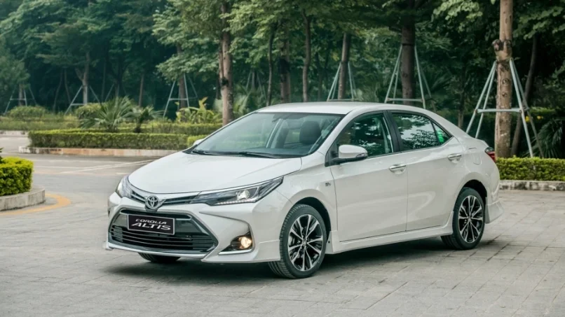uu-dai-tra-gop-xe-toyota-altis-tai-quan-thanh-xuan-dong-da-ha-dong