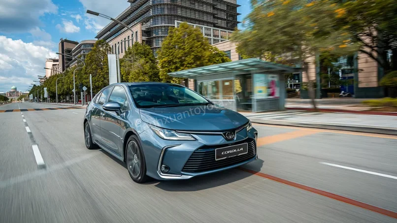 gia-xe-toyota-altis-2026-lan-banh-tai-toyota-thanh-xuan-ha-noi