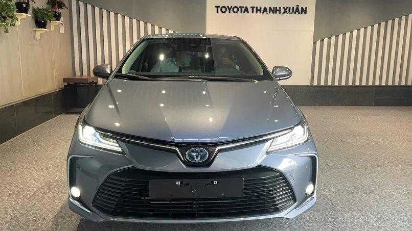 uu-dai-tra-gop-xe-toyota-corolla-altis-tai-quan-thanh-xuan-ha-noi 1