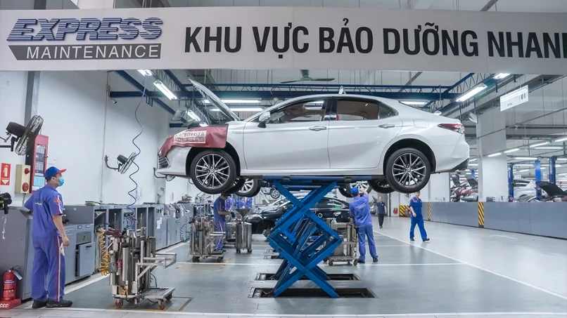 uu-dai-tra-gop-xe-toyota-corolla-altis-tai-quan-thanh-xuan-ha-noi