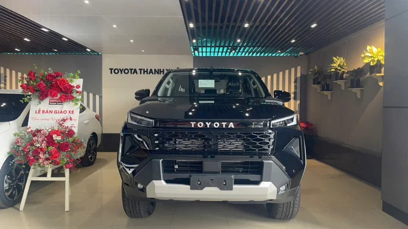 uu-dai-mua-xe-toyota-ban-tai-tra-gop-tai-quan-thanh-xuan-ha-dong