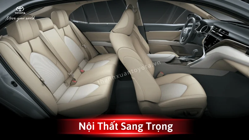 Noi that sang trong cua xe doanh nhan Toyota Camry