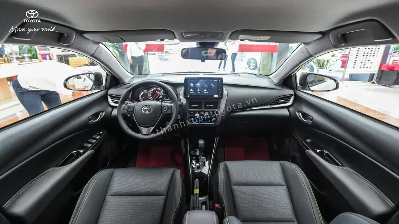 Không gian nội thất xe Vios 2026 phiên bản mới rộng rãi và hiện đại