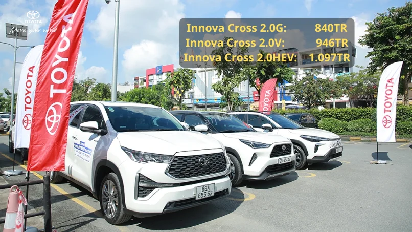Giá Innova Cross Lăn Bánh Hà Nội Mới Nhất Giao Xe Ngay